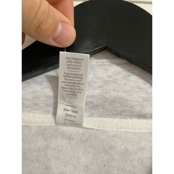 NWOT Wichita State Shockers Cropped 1/4-Zip Sweatshirt Size XL - Picture 4 of 5